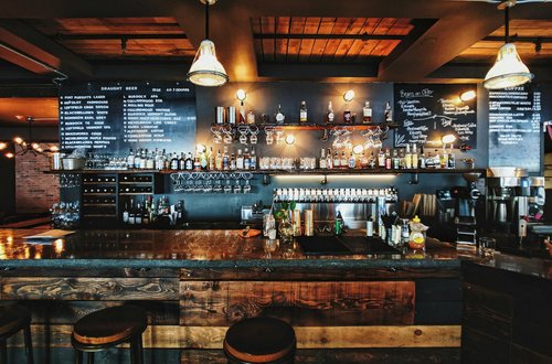 Pub Crawls & Mixology